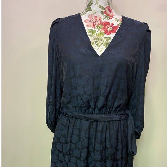 NWT Navy Blue Banana Republic Tiered Belted Dress Medium Boho Casual Fall Winter - Picture 4 of 9